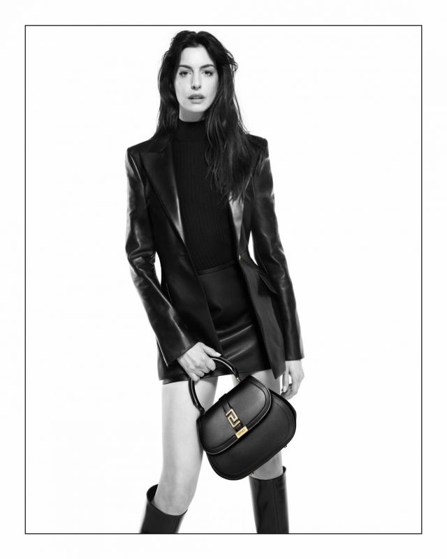 Versace Icons Anne Hathaway Versace Icons Anne Hathaway
