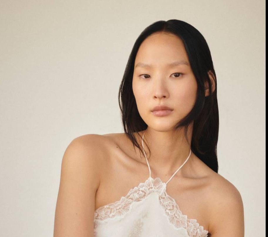 مجموعة Stella McCartney للألبسة الجاهزة لربيع 2024