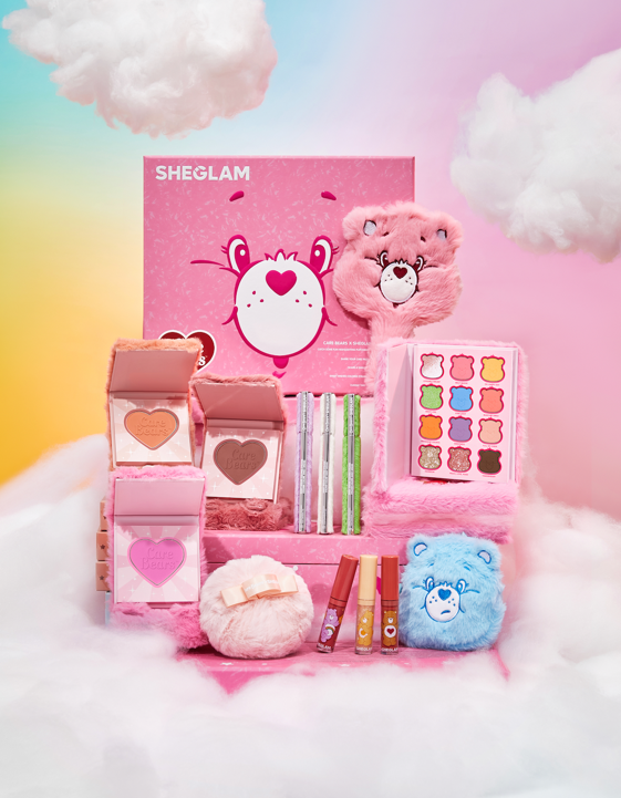 تألقي بأجمل إطلالة مع مجموعة المكياج الجديدة المشتركة بين 