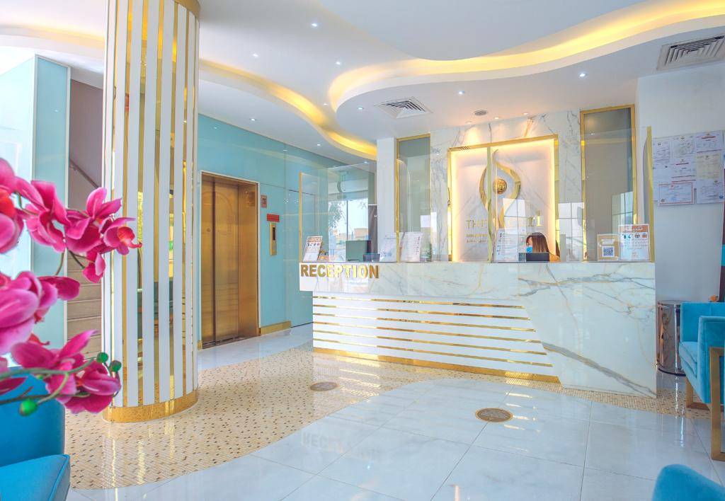 علاجات مبتكرة للبشرة والتجميل في The Pearl Dermatology