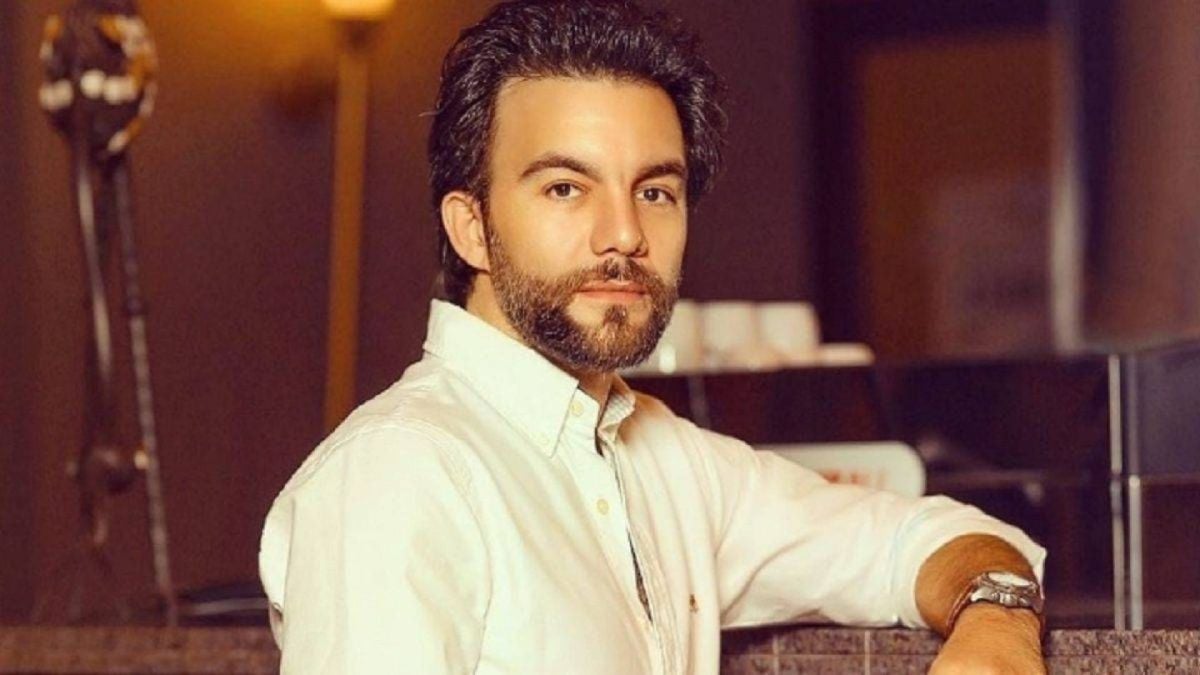 التعليق الأول لشريف رمزي بعد وفاة شقيقه