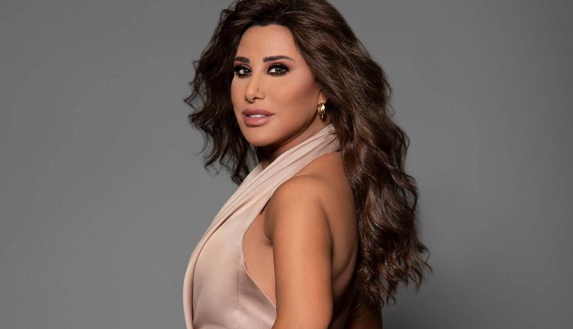 نجوى كرم تفتتح قناة على 