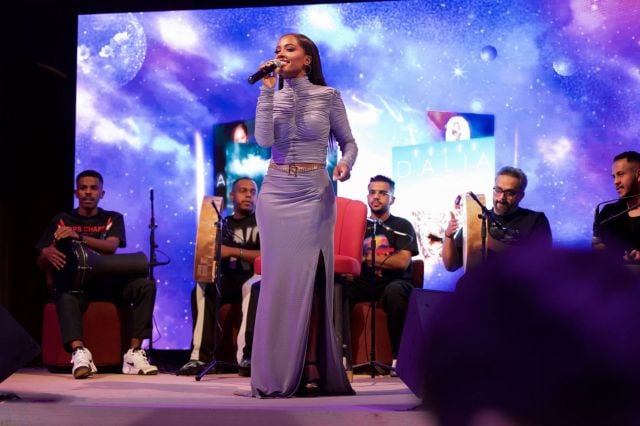 داليا مبارك تحتفل بألبومها الجديد 