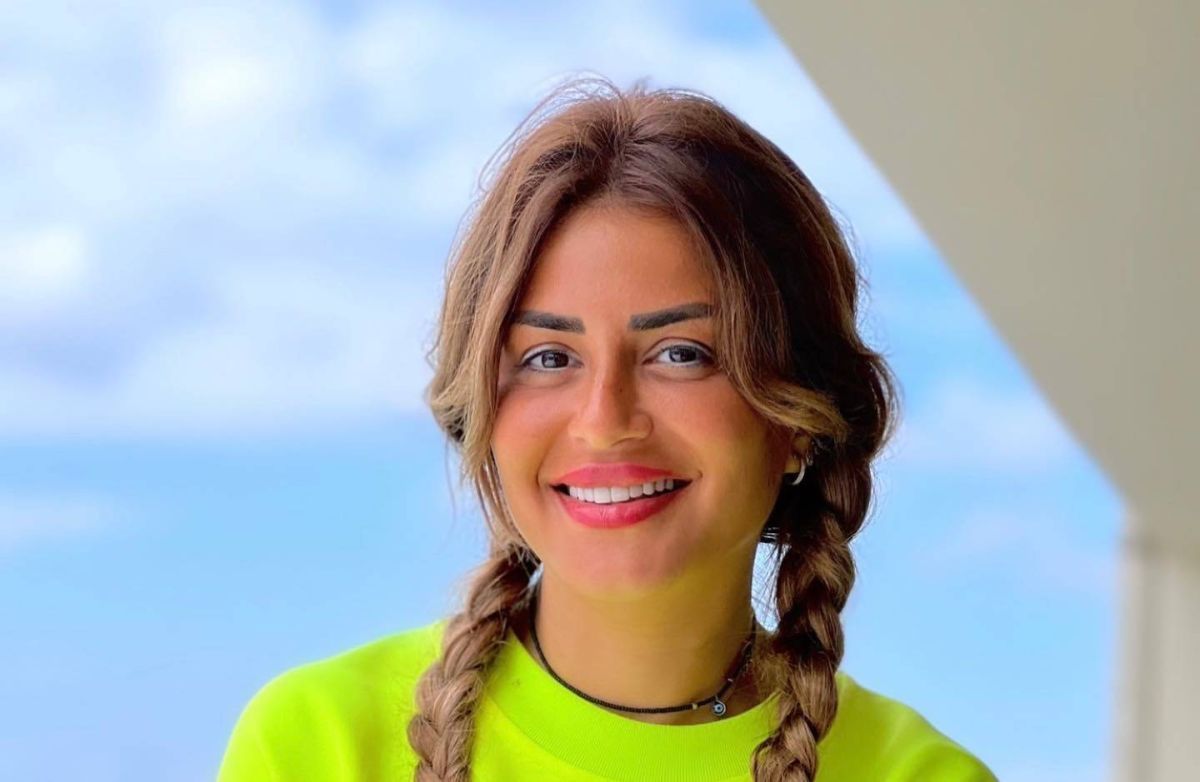 منة فضالي تكشف أسباب تأخر أولى تجاربها المسرحية