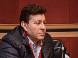 هاني شاكر يؤجّل حفله في لبنان
