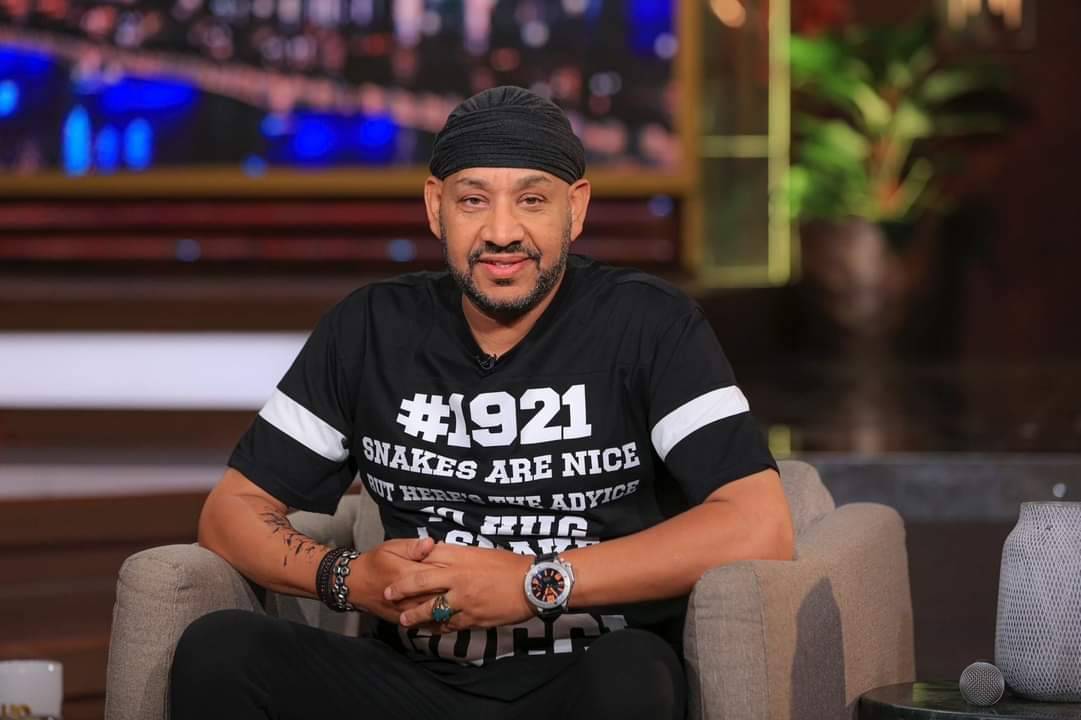 بالفيديو- عصام كاريكا يكشف أسباب خلافه مع محمد سعد