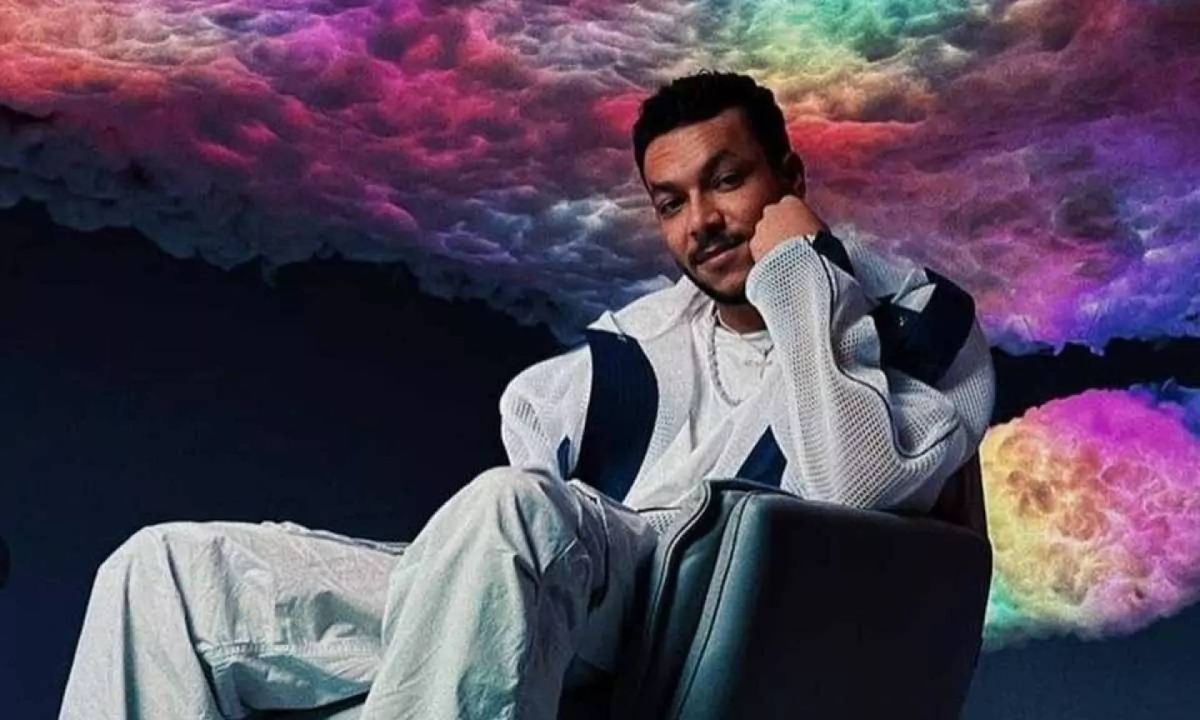 هذا ما فعله ويجز بعد اختياره ضمن أكثر ثلاثين شاباً مؤثراً في العالم