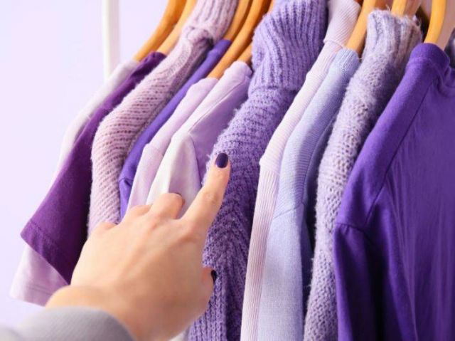 نصائح بسيطة لتنسيق اللون البنفسجي بشكل أفضل