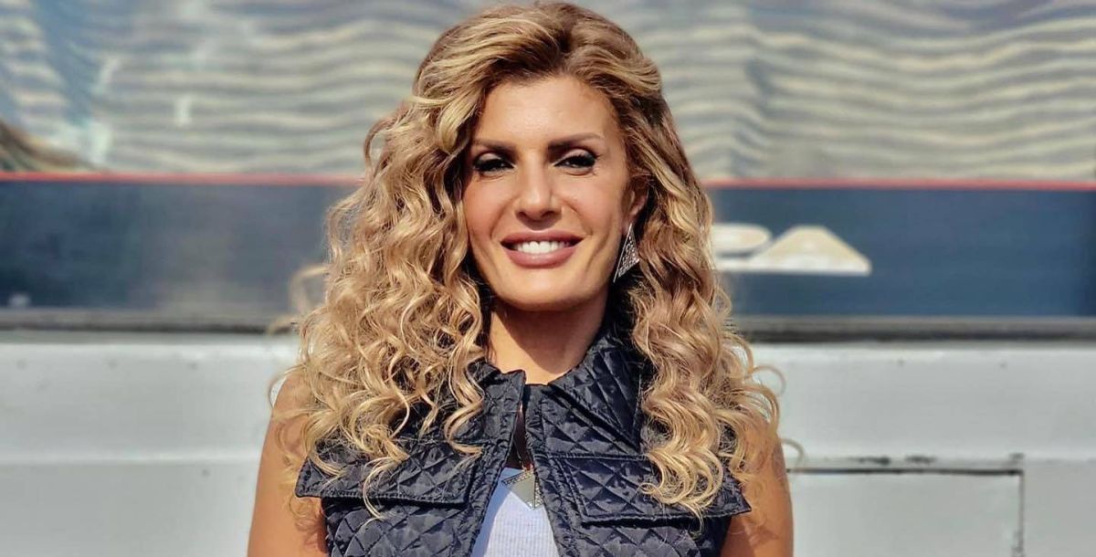 بالفيديو - فيدرا تحذّر الجمهور من غلق حسابها على 