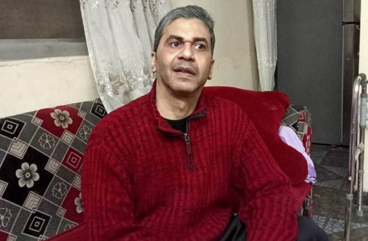 إصابة عمرو محمد علي بتشنّجات خلال أدائه العمرة وشقيقه يعلن حالته الصحية