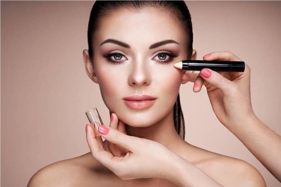 دليلك الكامل لمكياج الأعياد