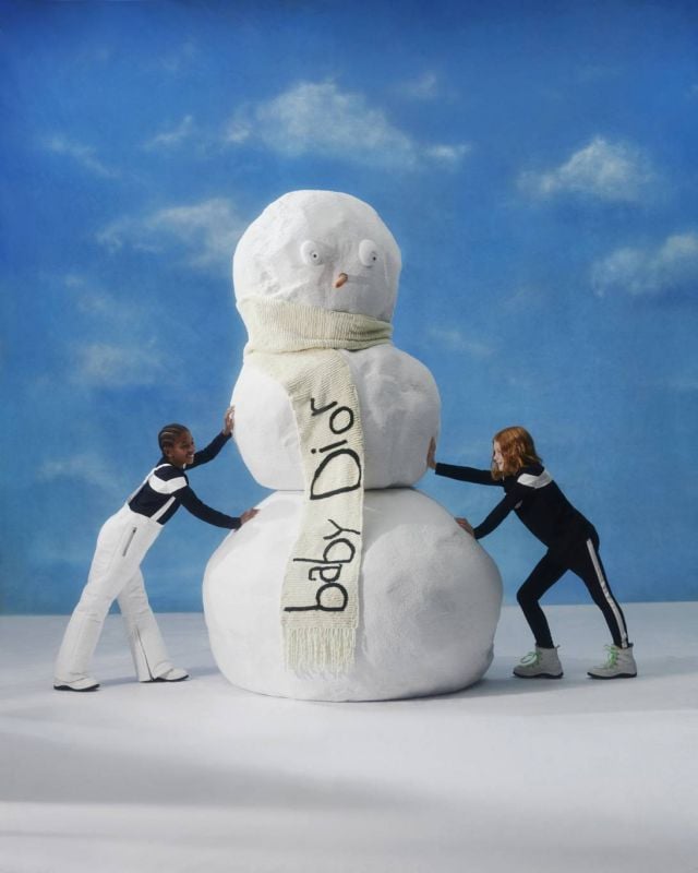 مجموعة الكبسولة Neige أناقة عطلات الثلج من Baby Dior 