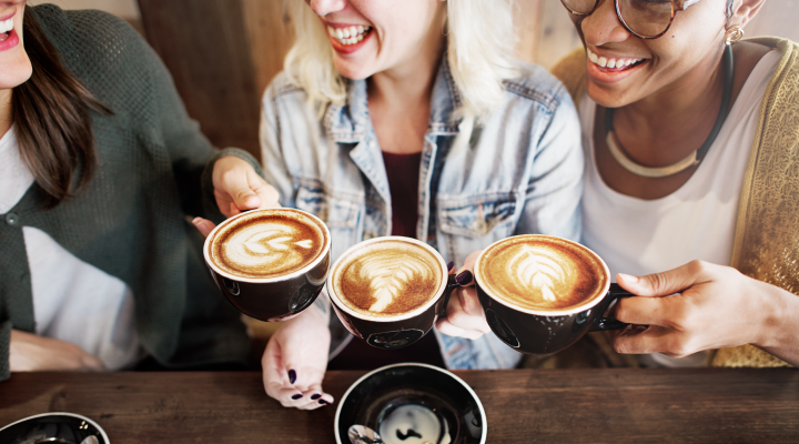 تجنبي هذه العادات في شرب القهوة للمحافظة على شبابك