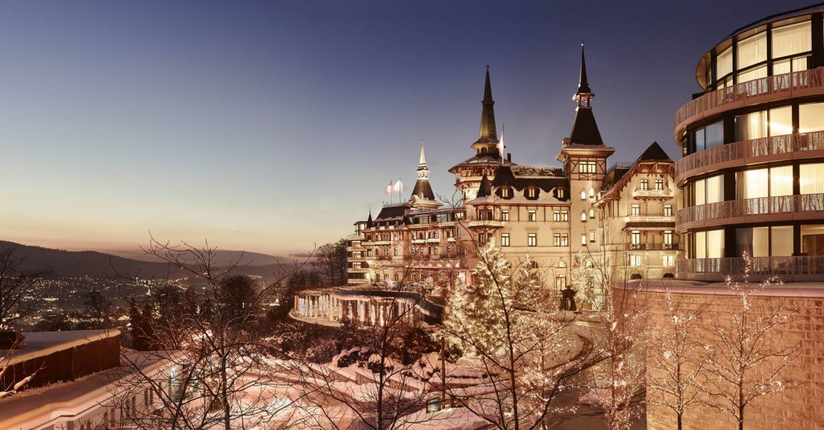 أجواء العيد في The Dolder Grand