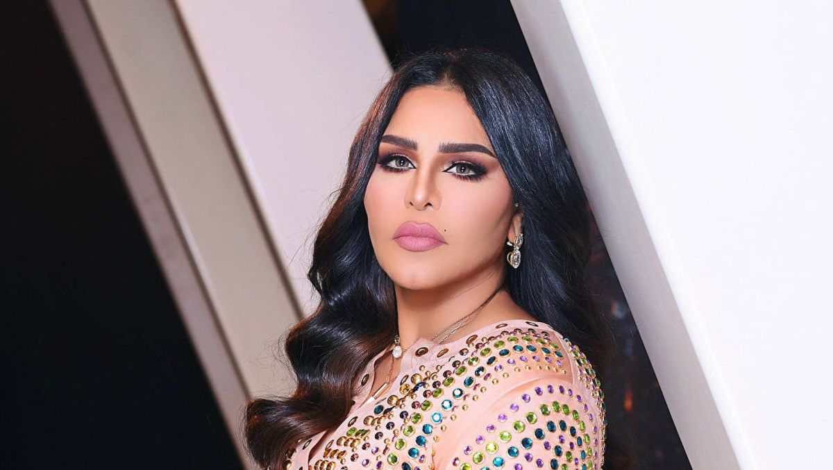 مشادة كلامية بين أحلام وتيكتوكر لبنانية... هذه قصة التبولة!