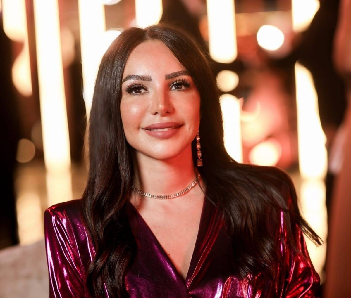 الظهور الأول لإنجي علاء أمام الكعبة بعد طلاقها من يوسف الشريف