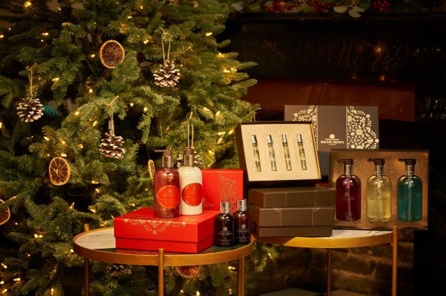 مجموعة محدودة الإصدار من MOLTON BROWN بروائح فوّاحة بعبق الماندرين والتوابل