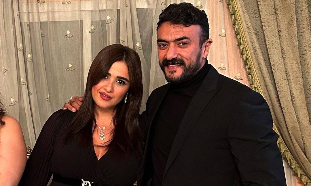 بالصور - ياسمين عبد العزيز تحتفل بيوم ميلاد أحمد العوضي في احتفال خاص