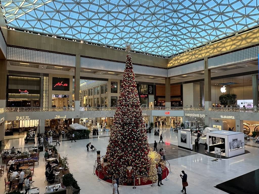 باقة من الأنشطة والفعاليات الاحتفالية بانتظار المتسوّقين في 