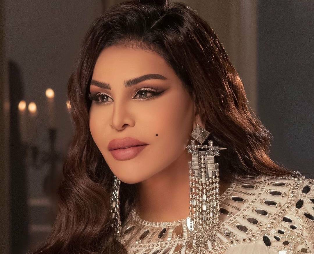 بالفيديو - أحلام تُحدث صجة بمواقف كثيرة في أبوظبي... وهذا ما فعلته مع أصالة