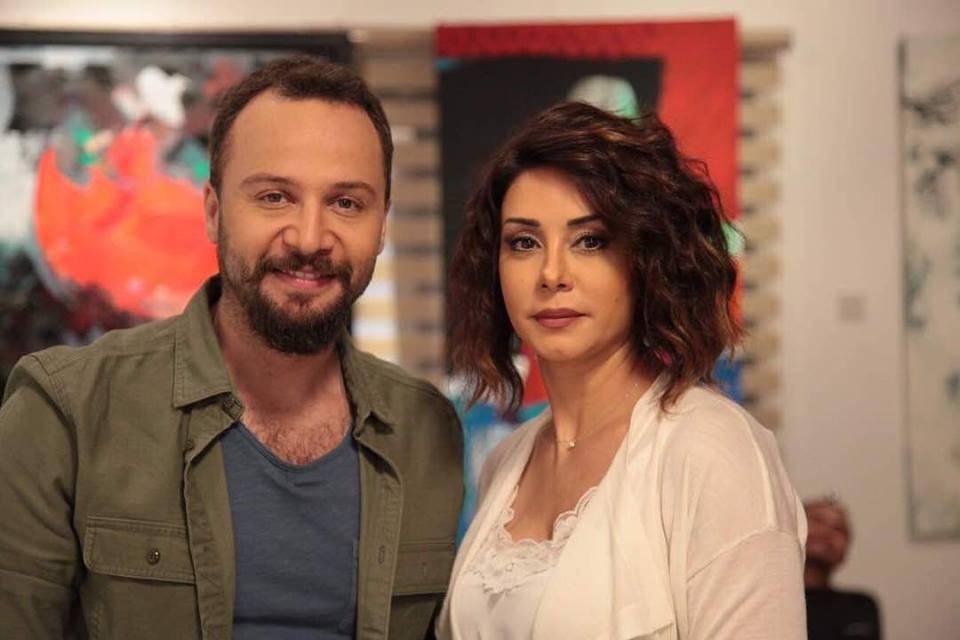 بعد غياب لسنوات... ثنائية مكسيم خليل وكاريس بشار تعود في عمل جديد