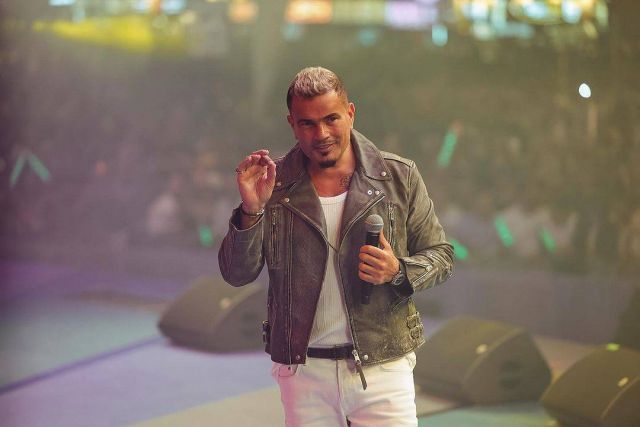 بالفيديو - عمرو دياب مفاجأة حفل Joy Awards... إطلالة مختلفة وحوار لطيف مع الحضور بالفيديو - عمرو دياب مفاجأة حفل Joy Awards... إطلالة مختلفة وحوار لطيف مع الحضور