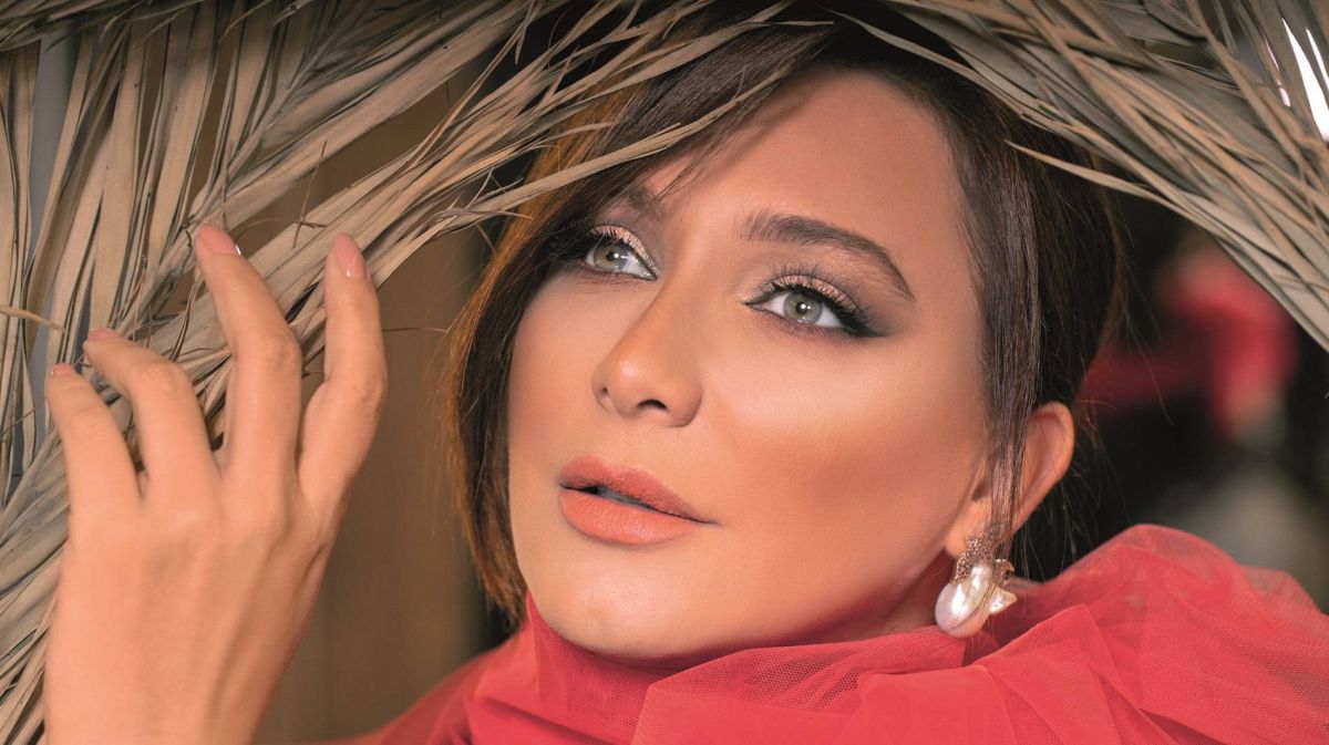 سلاف فواخرجي تكشف كيف تجاوزت الحزن على فراق والديها ومحاولات اغتيالها