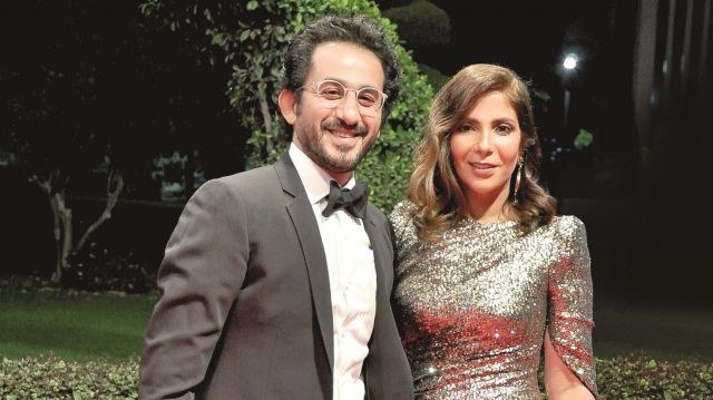 بالفيديو - منى زكي توجه رسالة خاصة لأحمد حلمي والجمهور يتفاعل