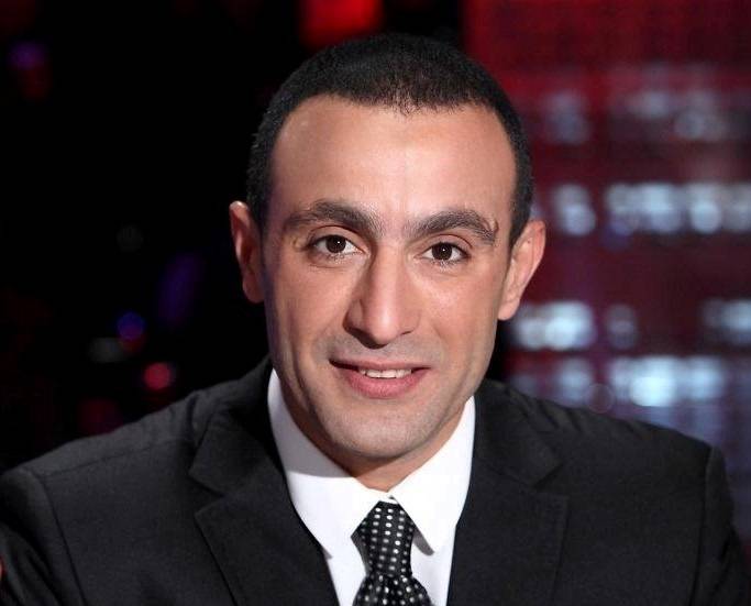 بالفيديو - أحمد السقا ينقذ شاباً من الموت.. مغامرة لا تُنسى