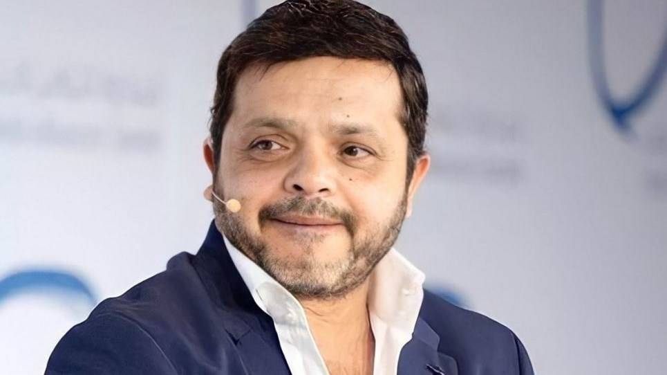 مؤلف شهير يهاجم محمد رمضان ومحمد هنيدي ويكشف رأيه في كريم عبد العزيز ورانيا يوسف