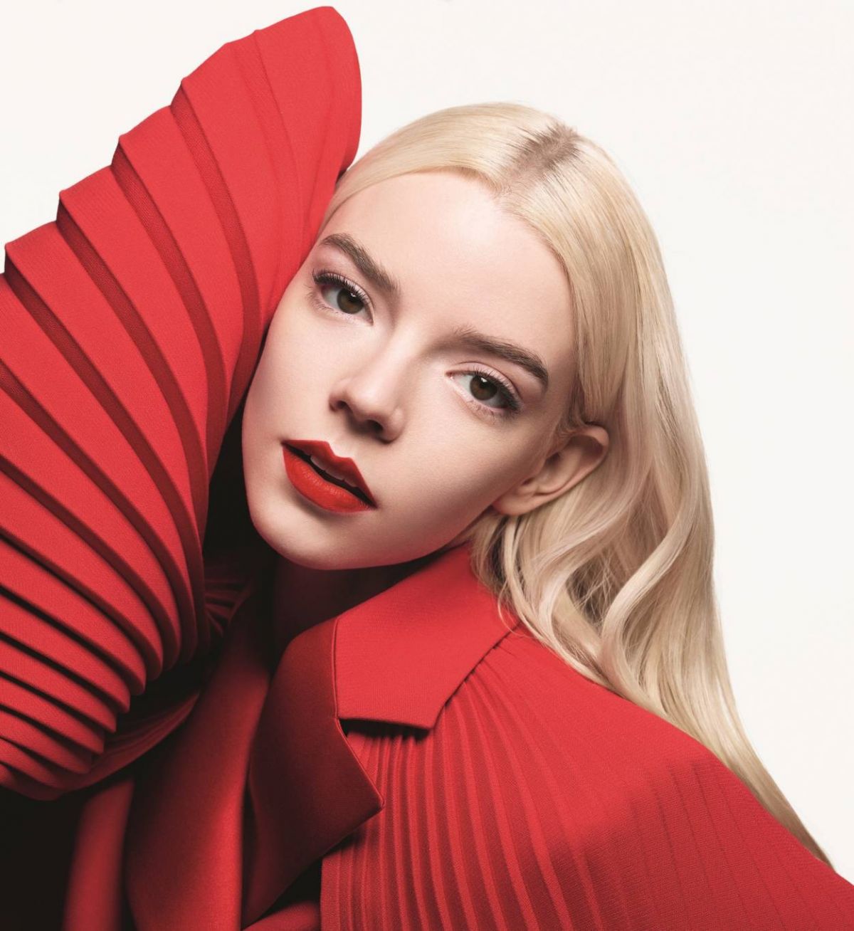 مجموعة ROUGE DIOR.. جوهرة بألوان شمولية