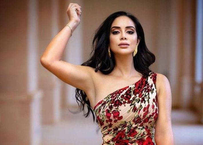 بسنت شوقي تردّ على جدل إطلالتها الرجّالية