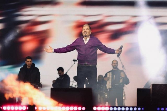 عمرو دياب في حفل المنارة 