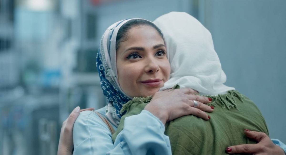 منتج فيلم منى زكي يوضح أسباب تغيير اسمه