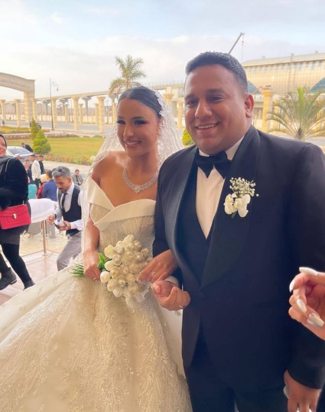 ريم صبري وعريسها