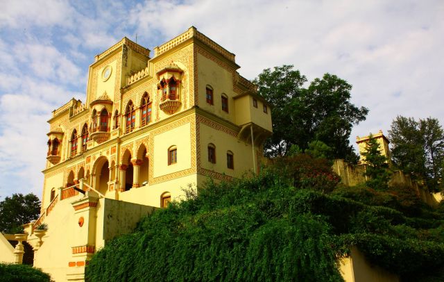 Ananda Palace