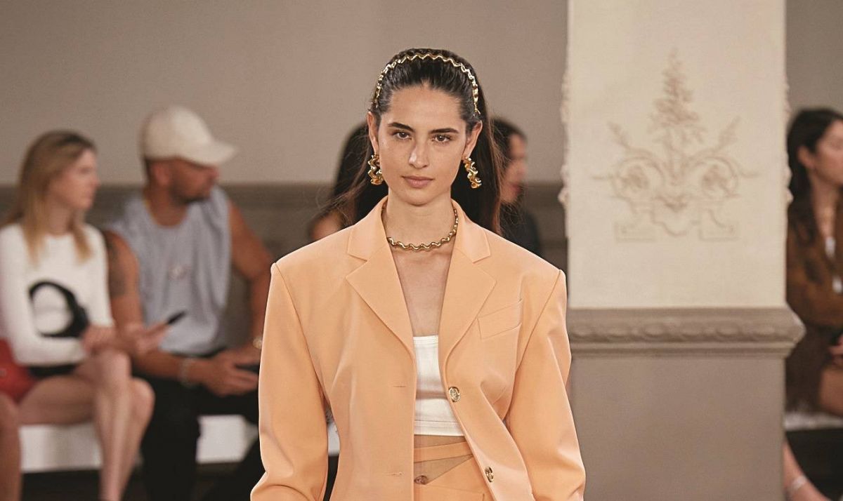 لعاشقات الموضة.. اكتشفي لون عام 2024  Color of the Year