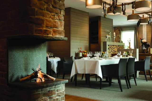 فندق سيرستا