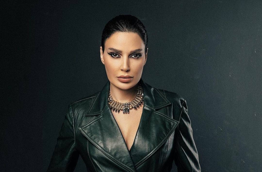 بالصور - سيرين عبد النور بصيحة المكياج الشاحب.. هل يليق بها؟