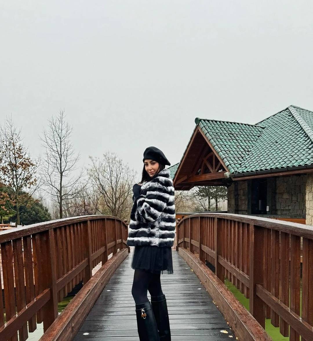 بالصور - بسمة بوسيل تستمتع مع إبنها لهذه الطريقة