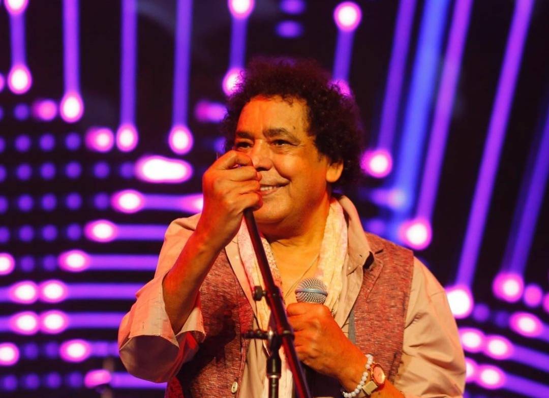 محمد منير وشيرين وماجد المهندس في أولى حفلات 