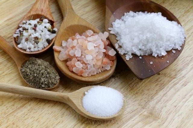 اكتشاف بديل لملح الطعام يخفّض ضغط الدم اكتشاف بديل لملح الطعام يخفّض ضغط الدم