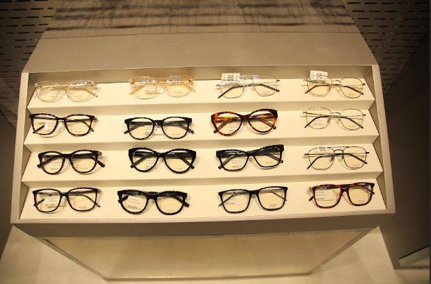 أضيفوا لمستكم الشخصية إلى نظاراتكم في متجر فيجن إندستري