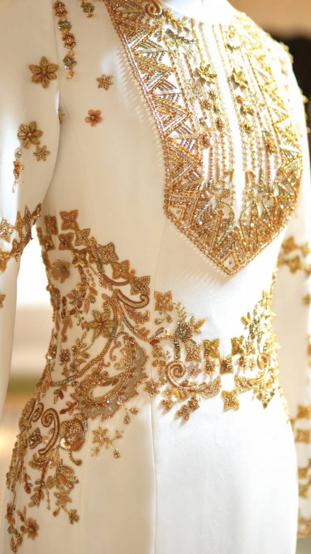 أزياء المصممة هنيدة الصيرفي