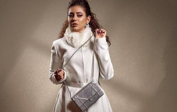 شيماء سبت تكشف دخول شقيقتها شذى الطوارئ