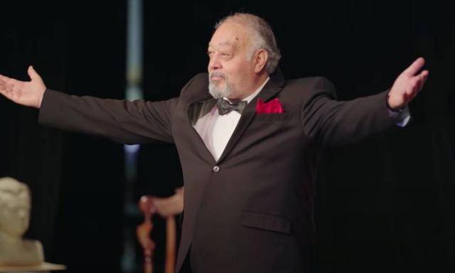 بالفيديو - لحظة الاعتداء على نجل سامي مغاوري وزوجته