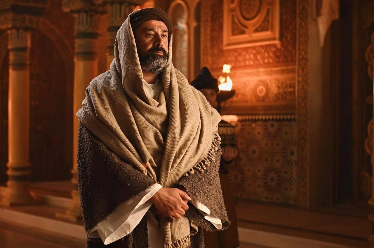 بالفيديو - كريم عبد العزيز يروّج لـ