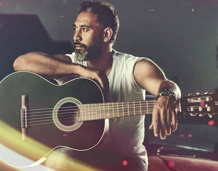 مؤدي مهرجانات شهير يهاجم عمرو مصطفى: 