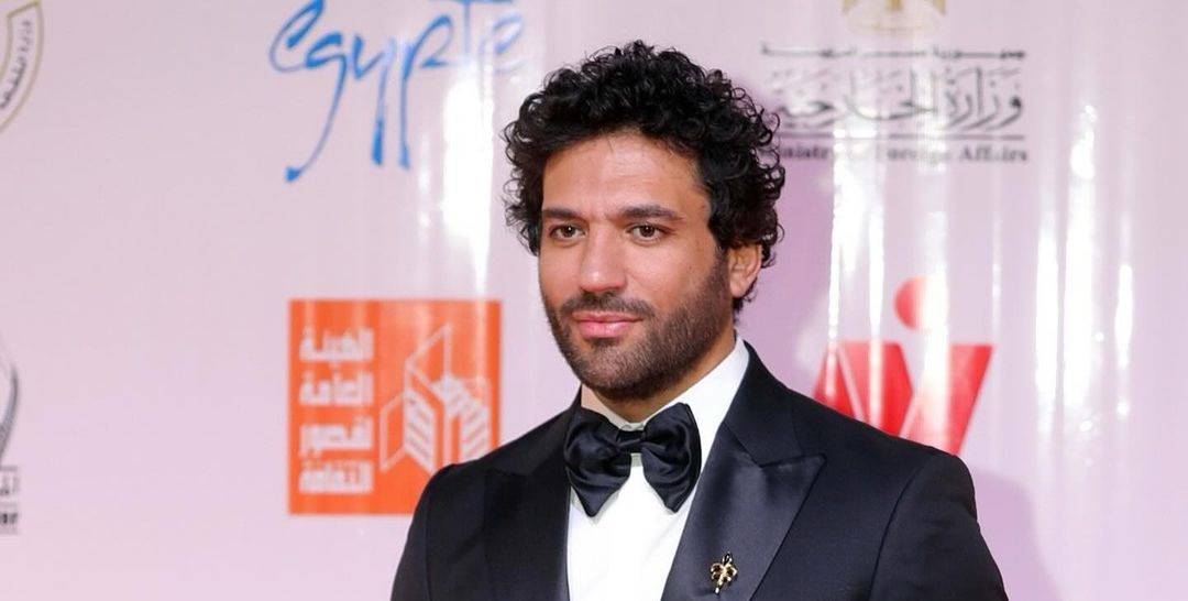 بالفيديو - حسن الردّاد يصالح فريق عمل مسلسله بطريقة مبتكرة