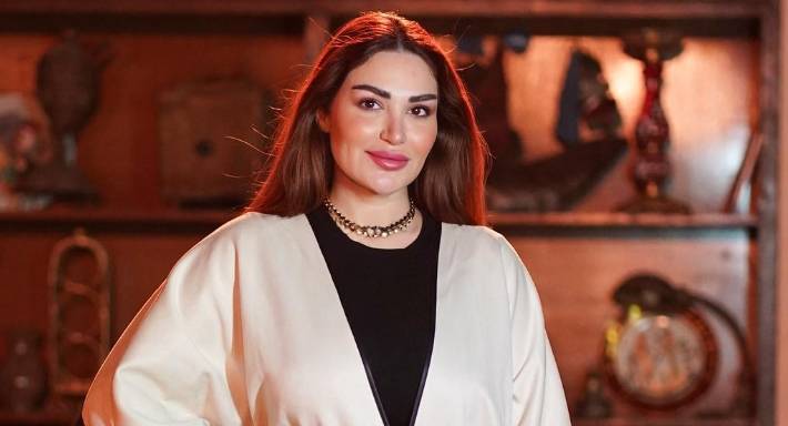 سارة نخلة سارة نخلة